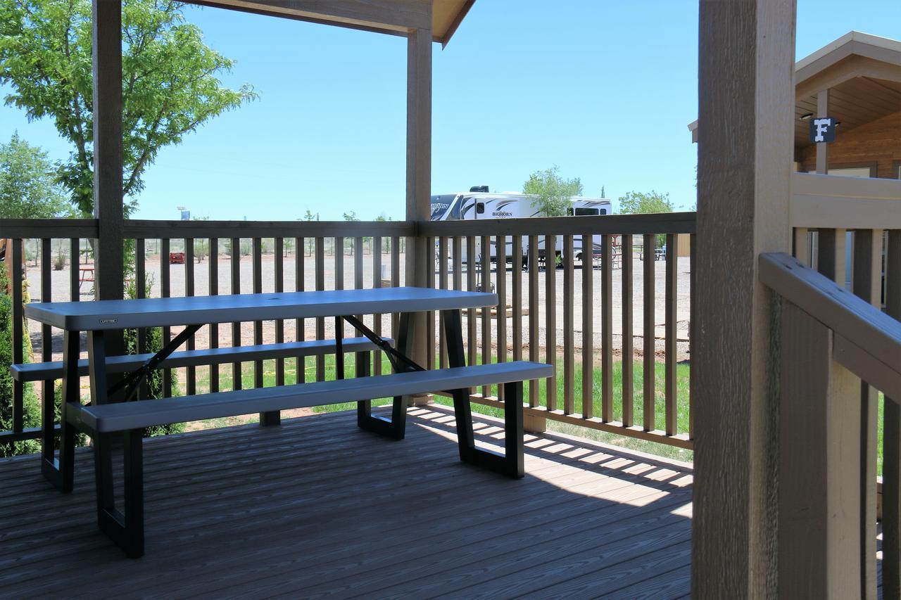 Holbrook Koa Hotel Exterior photo